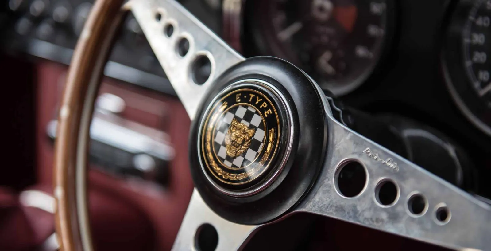 jaguar car steering wheel