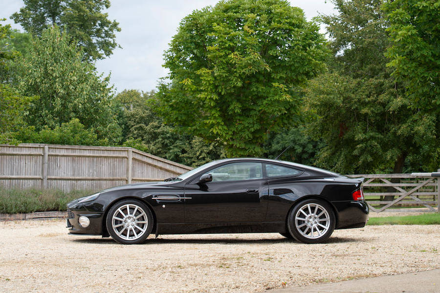 aston martin vanquish s 04