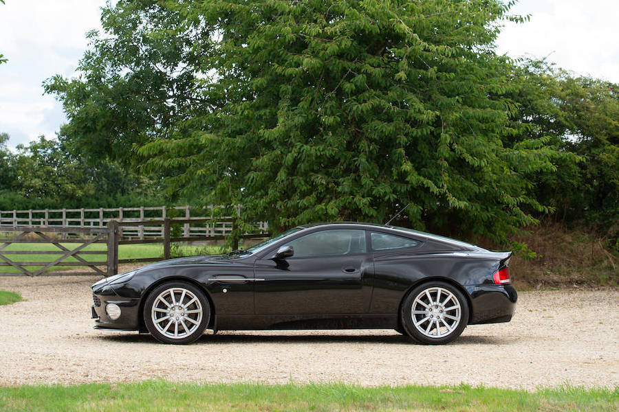 aston martin vanquish s 06